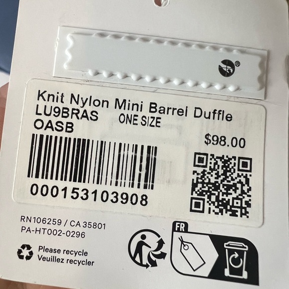 LULULEMON Knit Nylon Mini Barrel Duffle Bag 5L in Oasis Blue *RARE* NWT - Picture 5 of 16